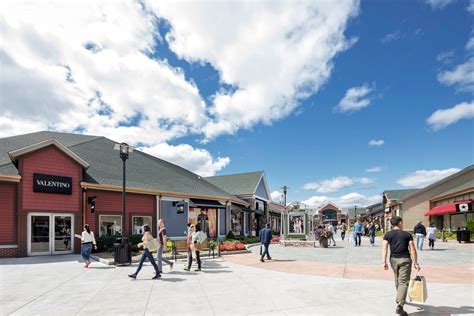 givenchy woodbury commons